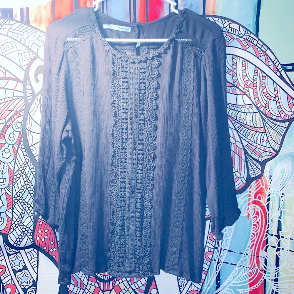 Women’s Long Sleeve Blouse Lace Accent Button Back